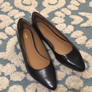 Clarks Flat Women’s 7.5 Shoe Black